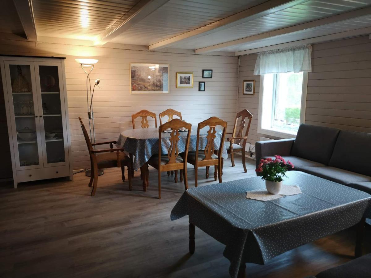 Hansali Holiday Home Fjaerland Bagian luar foto