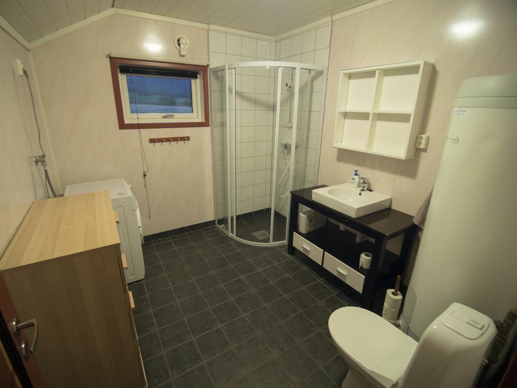 Hansali Holiday Home Fjaerland Bagian luar foto